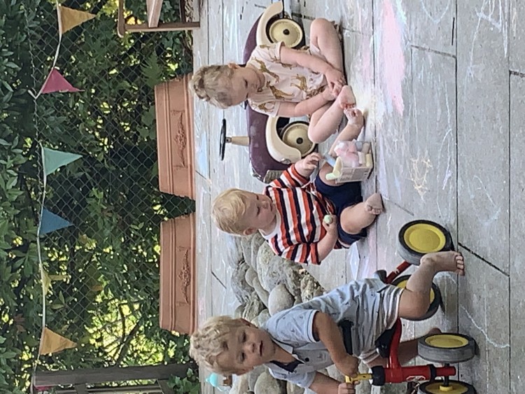 draussen im Garten