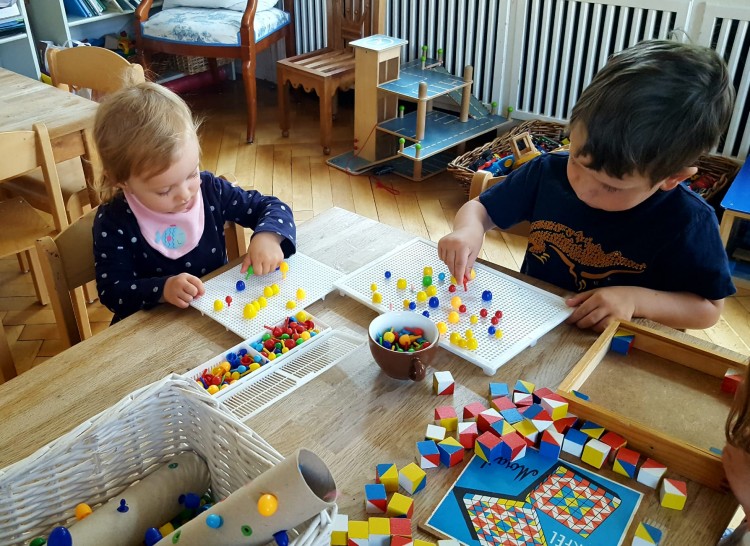 auch durch einfache Spiele, kann man lernen sich zu konzentrieren